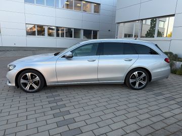 Mercedes E 220 - 5