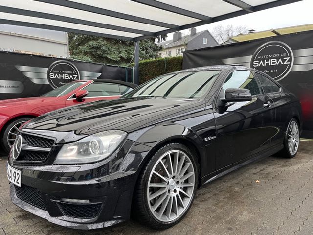 Mercedes-Benz C 63 AMG Coupe *DEUTSCH*PANO*DISTR*KAMERA*SPUR