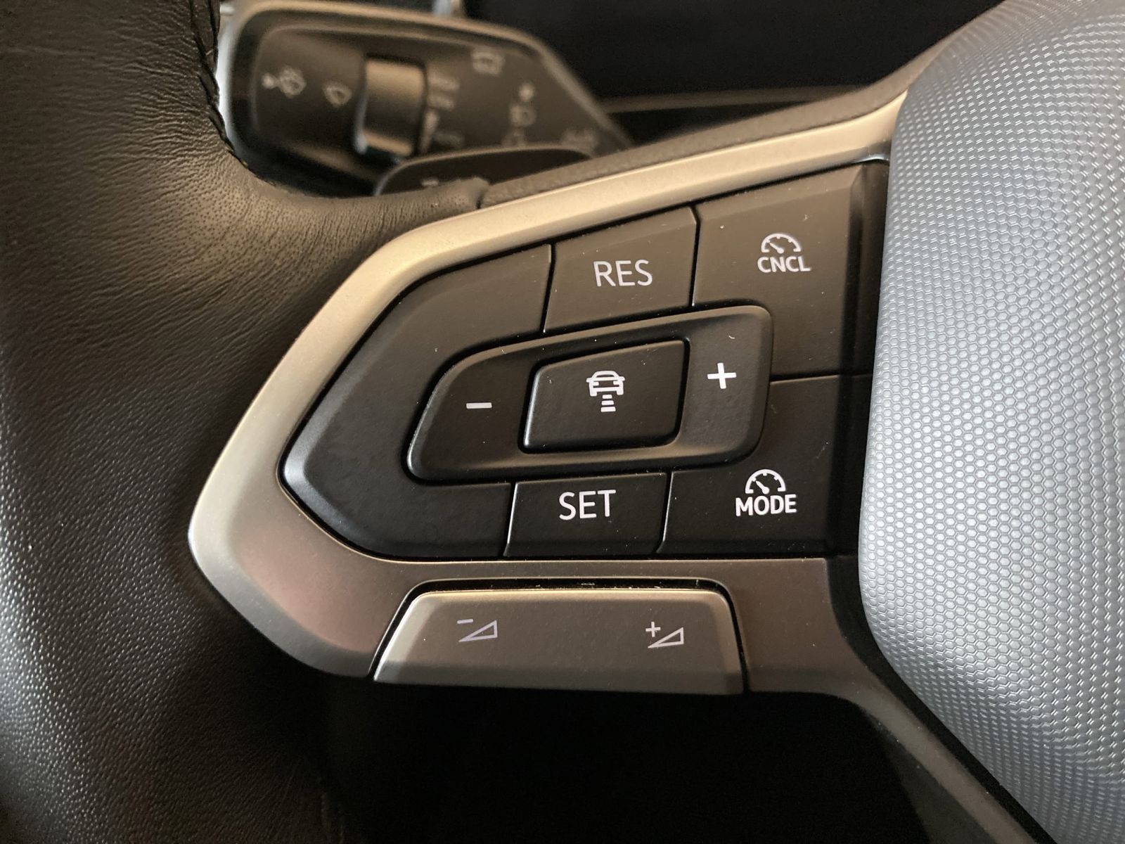 Volkswagen Passat Variant - Bild 10