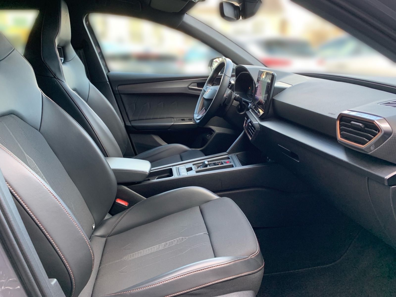 Fahrzeugabbildung CUPRA Leon Sportstourer 1.4 e-HYBRID OPF