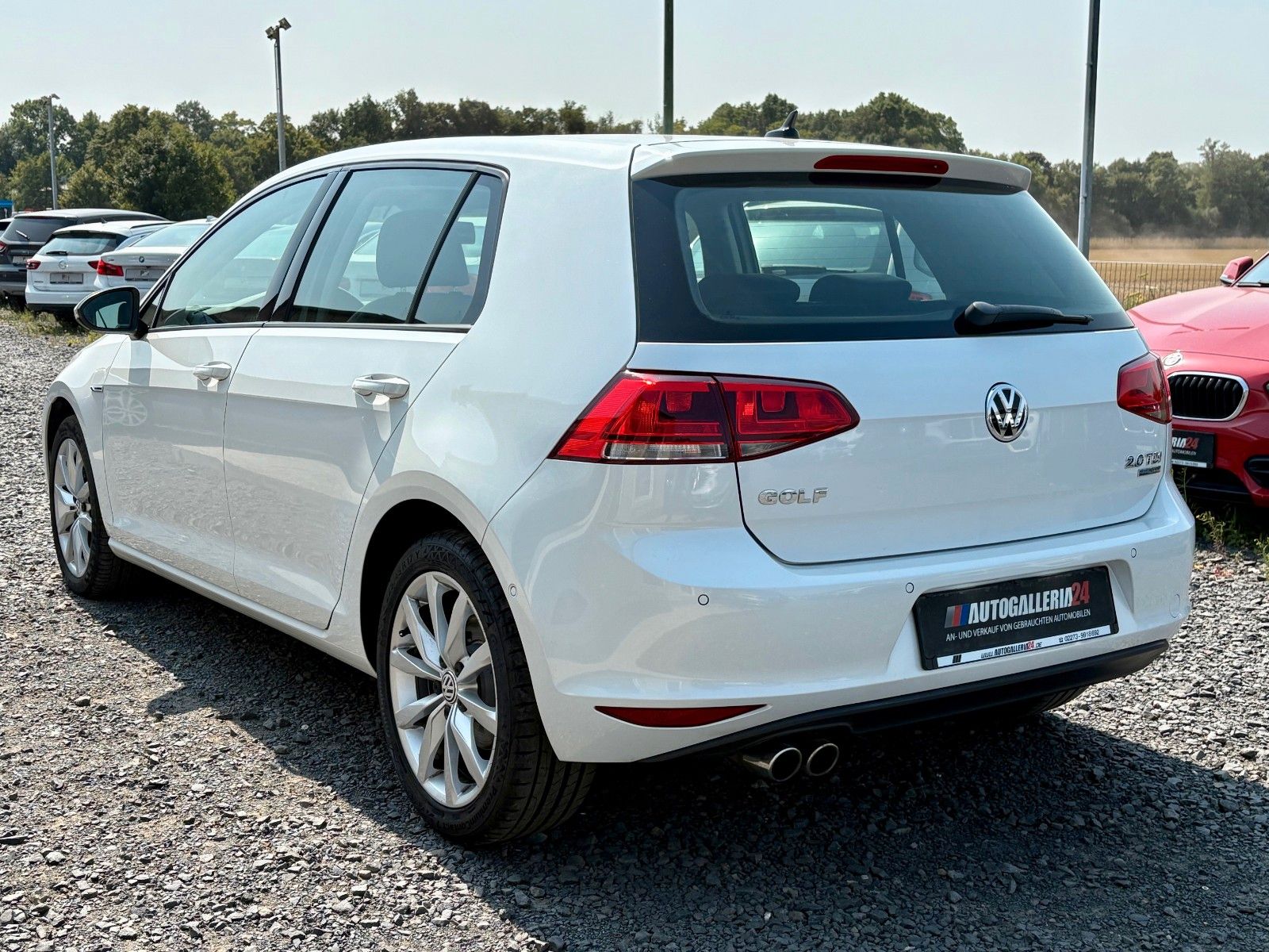 Fahrzeugabbildung Volkswagen Golf VII 2.0 TDI HIGHLINE Navi Xenon Leder SPORT