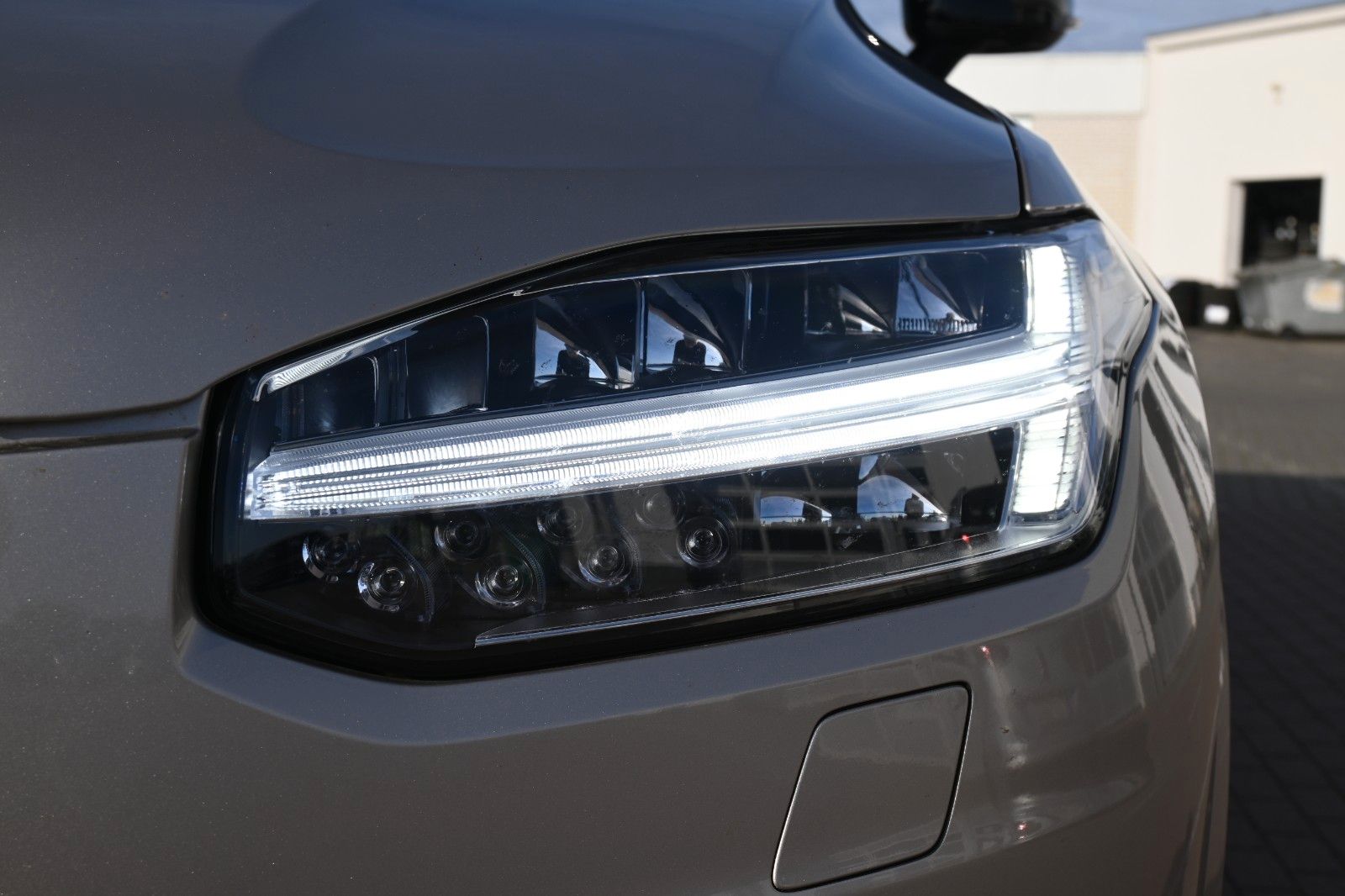 Fahrzeugabbildung Volvo XC90 T8 AWD Ultimate Dark*STDHZG*360°*LUFT*0,5%