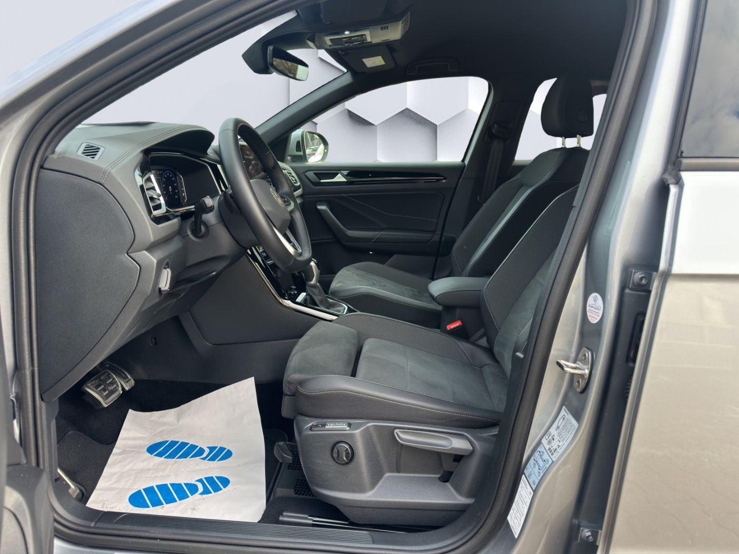 T-Roc R-Line 1.5 TSI AHZV MatrixLED PDC ACC Rück