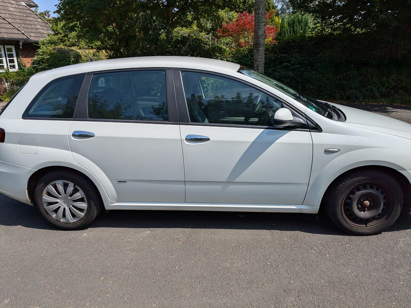 Fiat Croma 2006 — двигун 1.910 cm³, 120 HP (88kW)