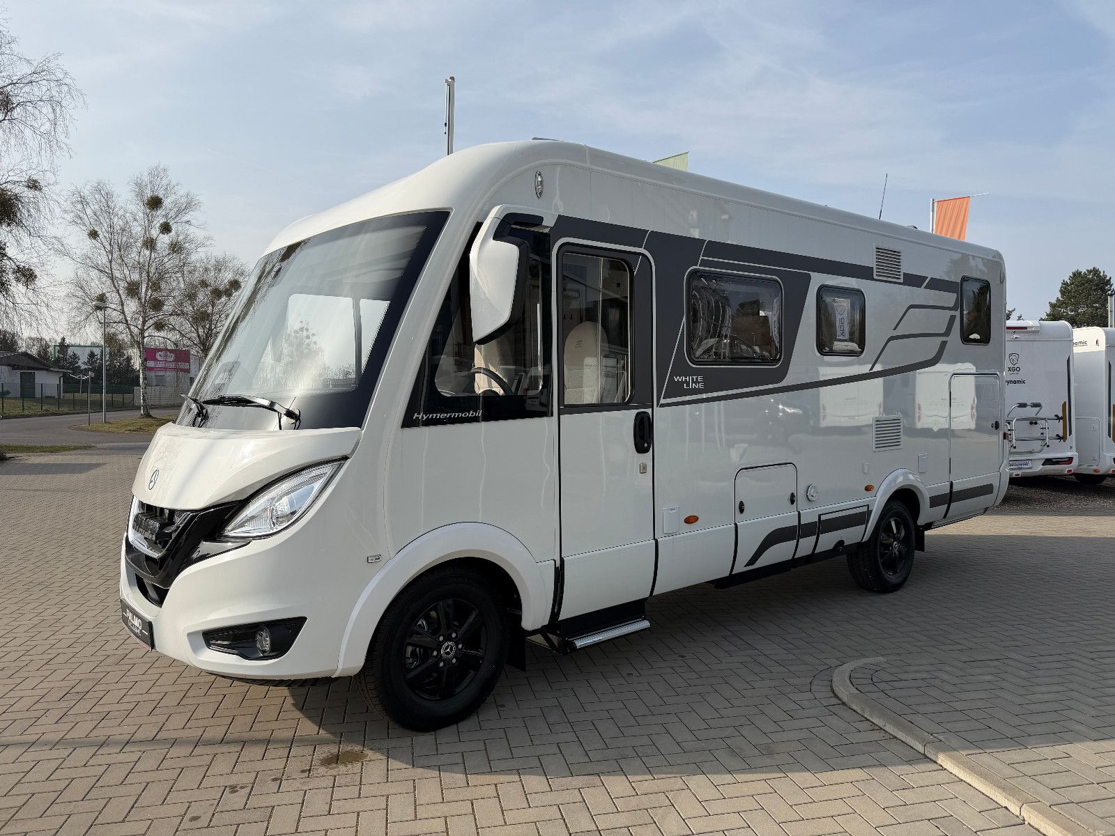 Fahrzeugabbildung HYMER / ERIBA / HYMERCAR B-Klasse MC-I White Line 600 - Vollausstattung!