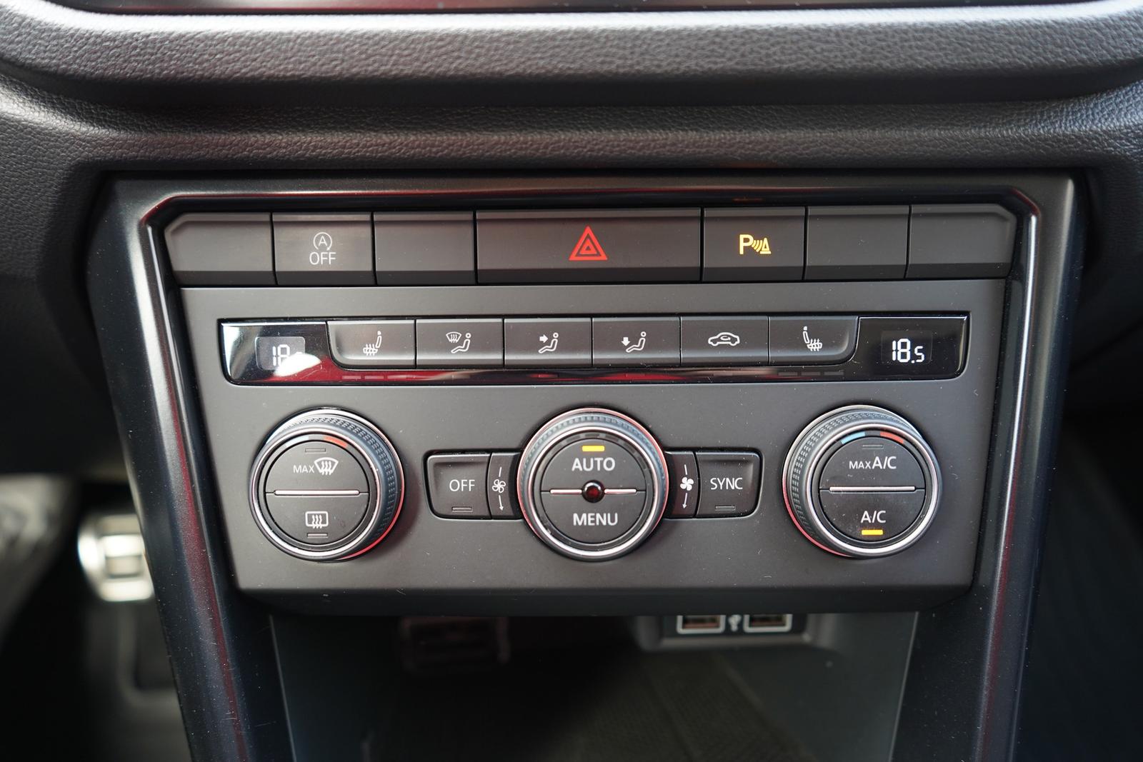 Volkswagen T-Roc 1.0 Basis Sitzheizung Klimaaut. DAB PDC, миниатюра 17