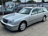Mercedes-Benz E 200 KOMPRESSOR T CLASSIC/ AUTOMATIK/ TÜV 07.27 - Mercedes-Benz aus 2002: A Class
