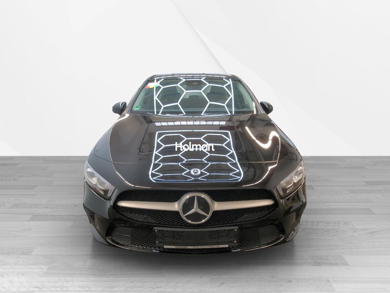 Mercedes-Benz A 250 e 8G MBUX Advanced LED