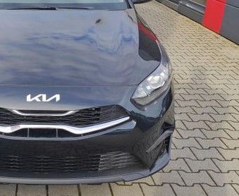 Kia CEED 1.5 T-GDI Edition 30 /Teilleder/17 Zoll/LED