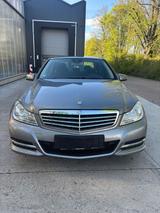 Mercedes-Benz Mercedes - Benz C180( W204 Facelift) - Mercedes-Benz C-Klasse aus 2011: Facelift