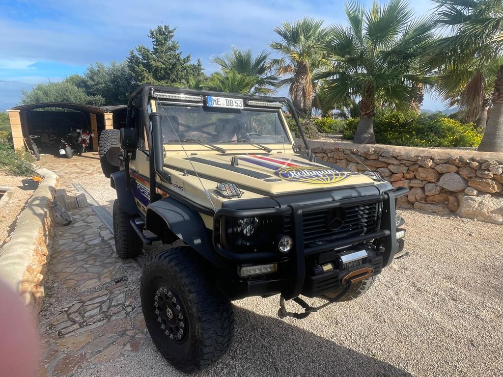 Mercedes-Benz G 500