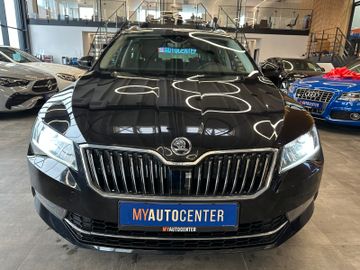 Skoda Superb Combi Style 4x4 *Shz*PDC*AHK*