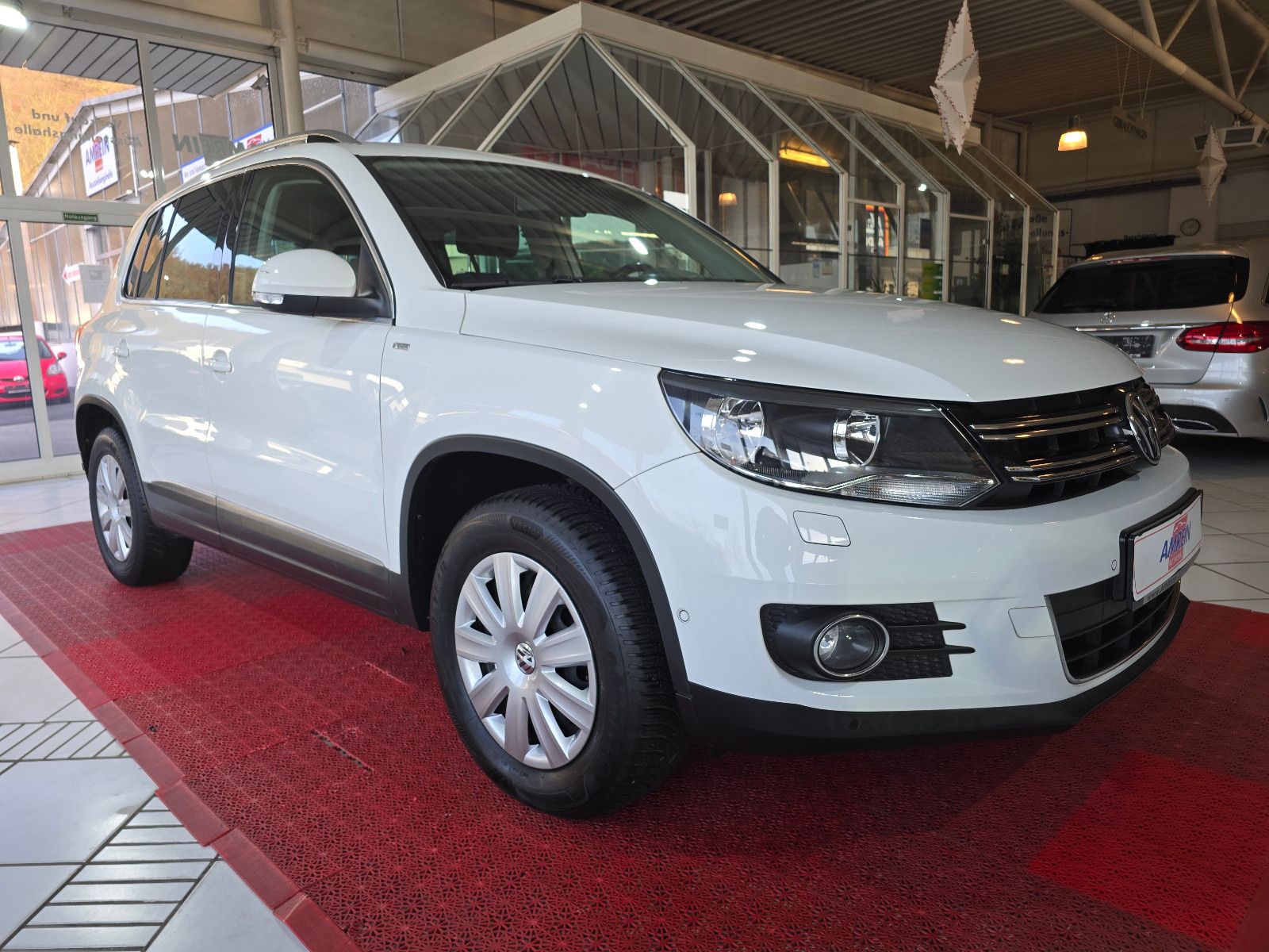 Volkswagen Tiguan Cup Sport &amp;amp; Style 4Motion+AHK+SHZ+PDC+