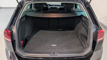 Volkswagen Passat 1.5 TSI Business ACC+LED+CARPLAY+ALU