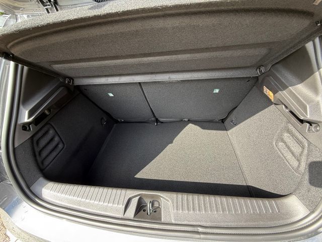 RENAULT Clio - Bild 11