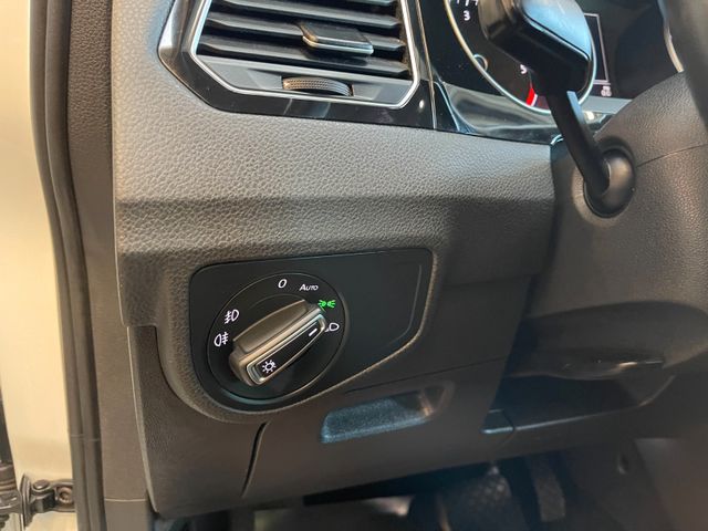 Volkswagen Golf Sportsvan *PDC*AHK*ACC*NAVI*SHZ*MFL*