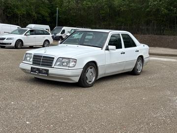 صورة 3 لـ 1994 Mercedes-BENZ E 280