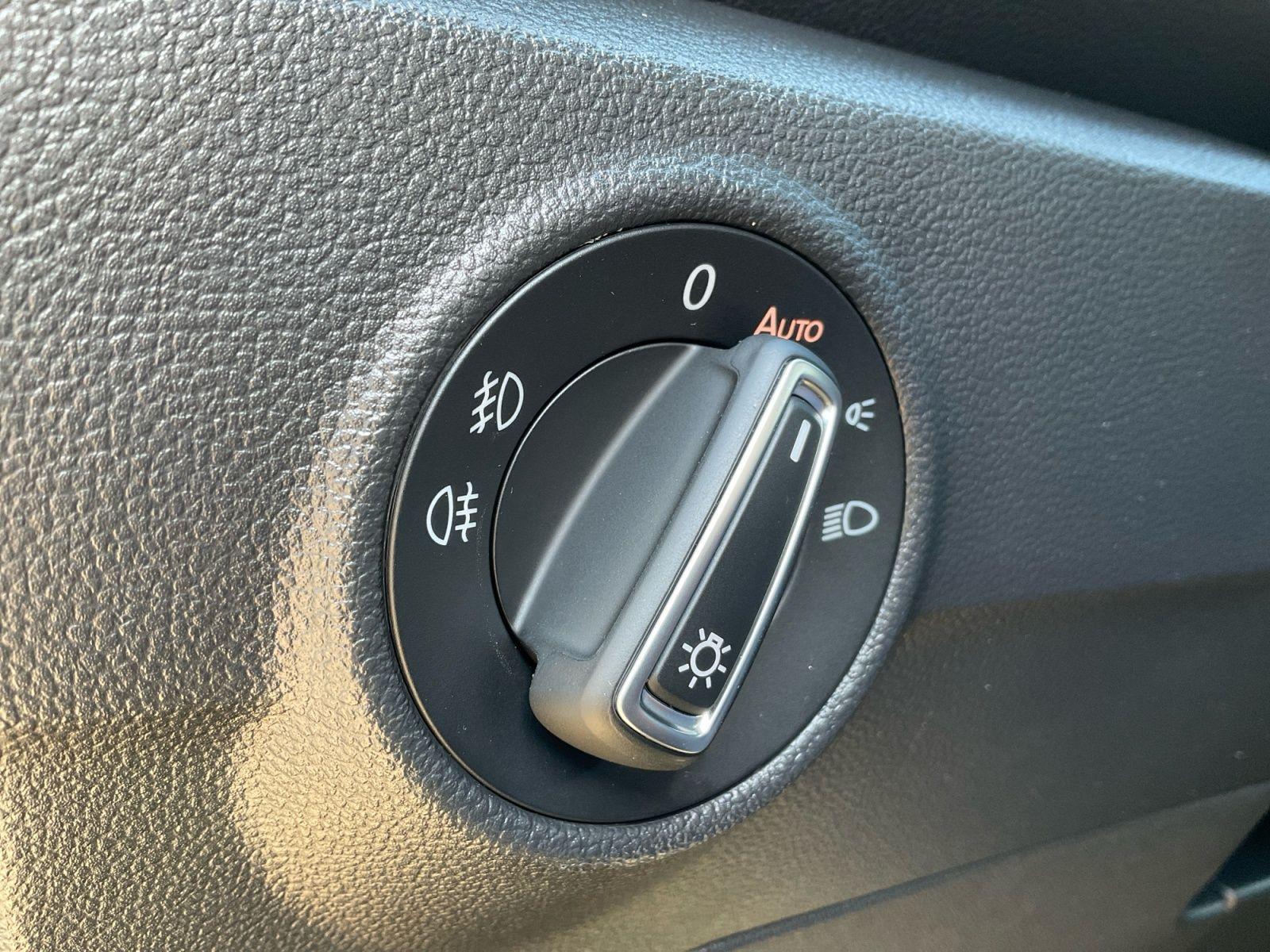 Volkswagen T-Roc 1.0 TSI Style KAMERA LED SITZHZG ALLWETTER