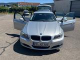 BMW SCHECKHEFT *Touring Aut. *Navi*Xenon*Klimaautom - BMW 3er Reihe aus 2010: Kombi