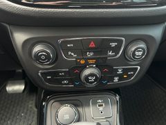 Fahrzeugabbildung Jeep Compass 1.4 MultiAir Limited *4WD*ACC*SHZ*ALPINE