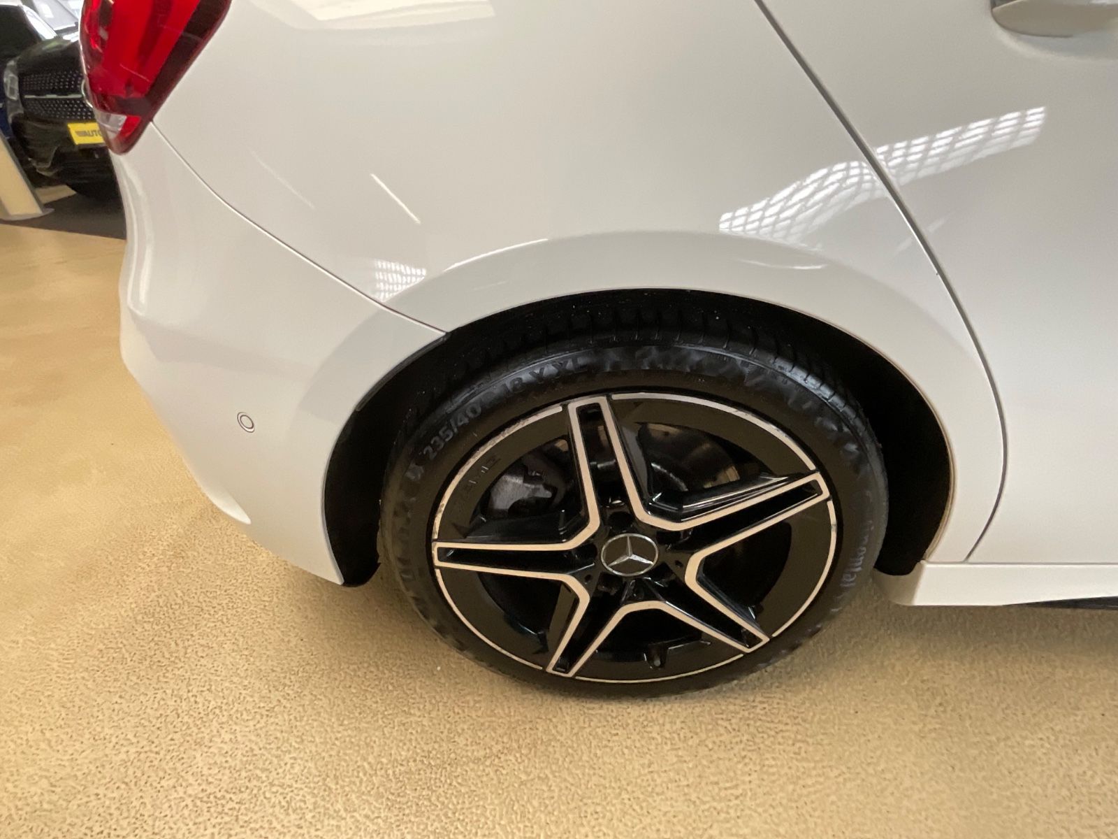Fahrzeugabbildung Mercedes-Benz A 35 AMG 4Matic*Head-Up Display*MBUX
