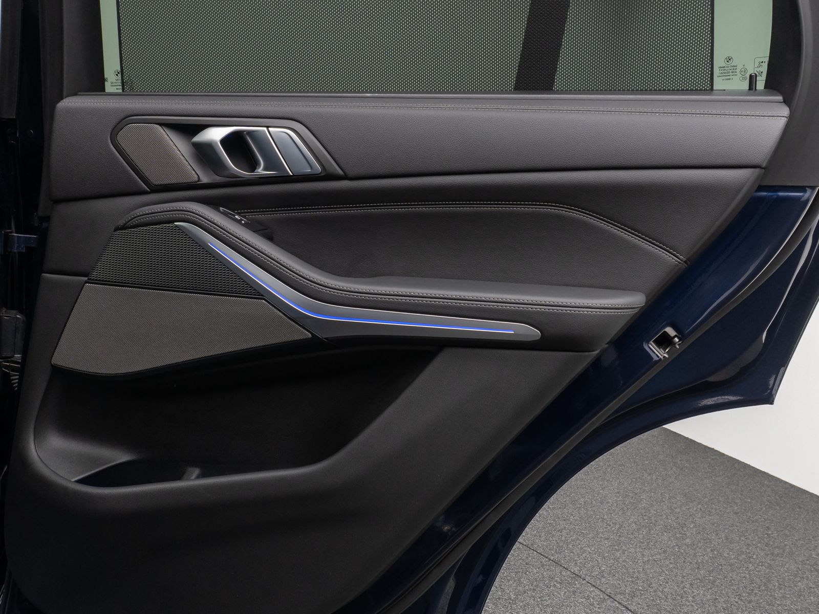 Fahrzeugabbildung BMW X5 M50i Panorama 360° DAB H/K AHK Komfort 22Zoll