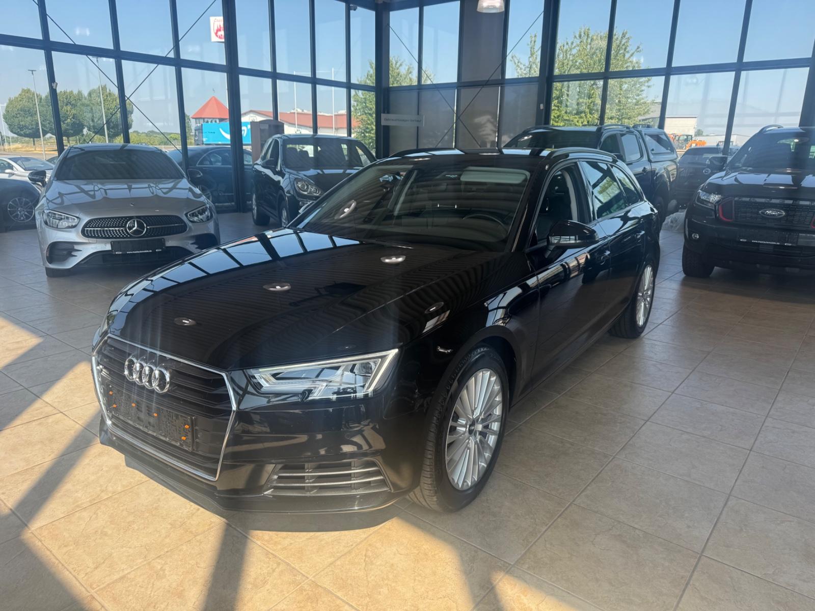 Audi A4 Avant 30 TDI basis