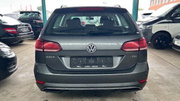 Volkswagen Golf - 4