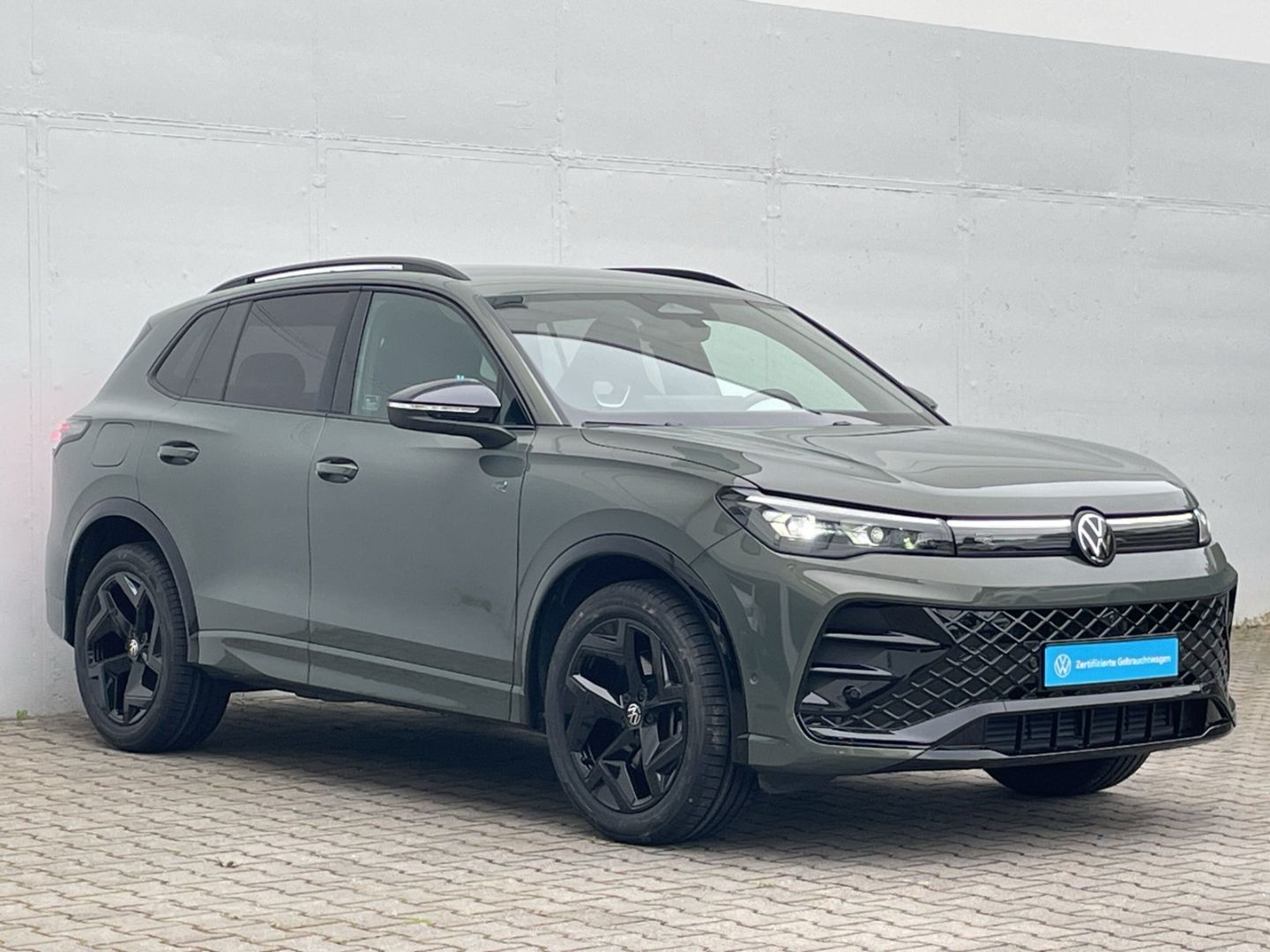 Volkswagen Tiguan 2.0 TDI DSG R-Line Matrix AHK 360°Kamera foto 3