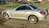 Mercedes-Benz SLK 200 KOMPRESSOR - mit neuen Ausstattungsdetai - Mercedes-Benz SLK 200 in Mainz