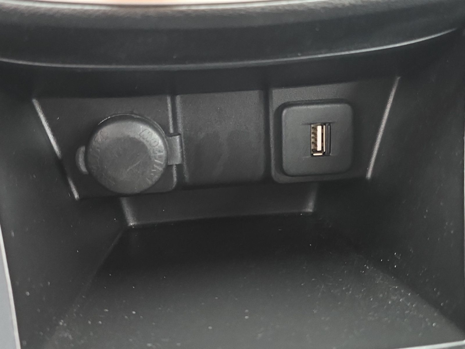 Fahrzeugabbildung Suzuki Celerio Club AUS 1.HAND+WENIG KM+TÜV SERVICE NEU