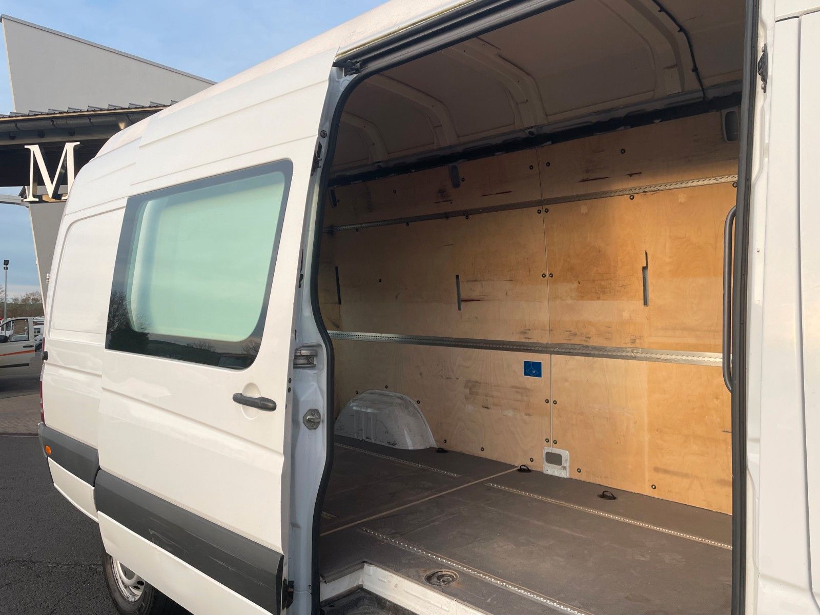 Fahrzeugabbildung Mercedes-Benz Sprinter 316 CDI Maxi Superhochdach AHK