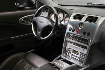 2001 Aston Martin V12 VANTAGE 缩略图 11