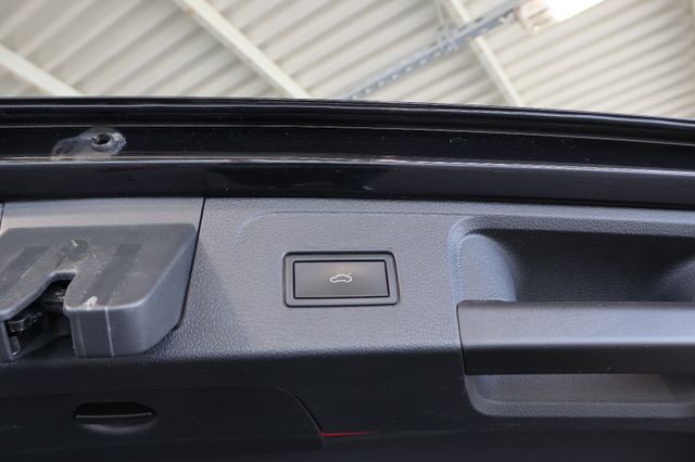 Volkswagen Passat 2.0 TDI Elegance ACC+KAM+MATRIX+AHK