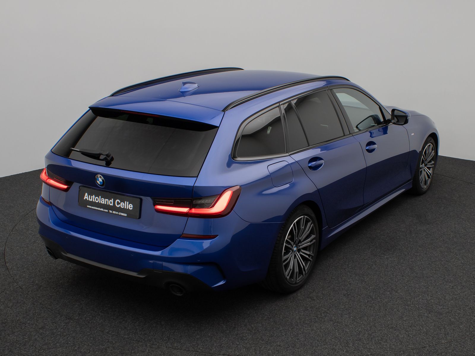 Fahrzeugabbildung BMW 330d M Sport HiFi DAB Stop&Go Fernlichtassist