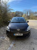 Toyota Auris  - gebrauchte Toyota Auris aus dem Jahr 2011