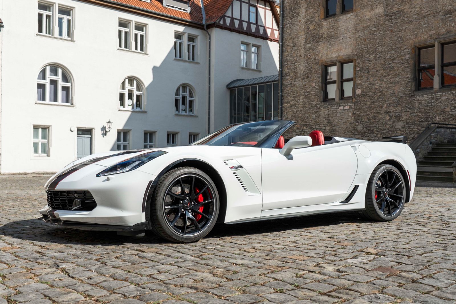 Fahrzeugabbildung Corvette Z06 CABRIOLET 6,2L 2LZ HUD BOSE KAM NAV