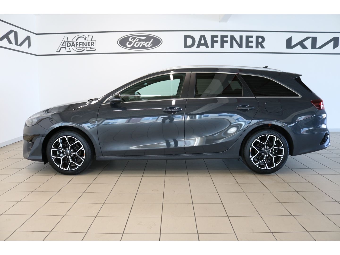 Fahrzeugabbildung Kia Ceed_sw GT-Line 1,4 Lane ASS Navi Rückf Kamera