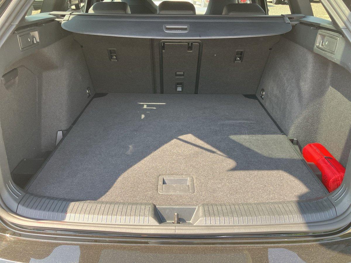 Volkswagen Golf VIII VARIANT 1.5 eTSI R-LINE ACC+KAMERA+SHZ, миниатюра 12