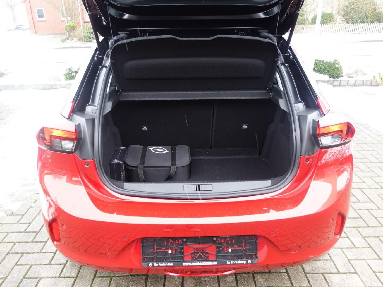 Fahrzeugabbildung Opel Corsa F e Elegance