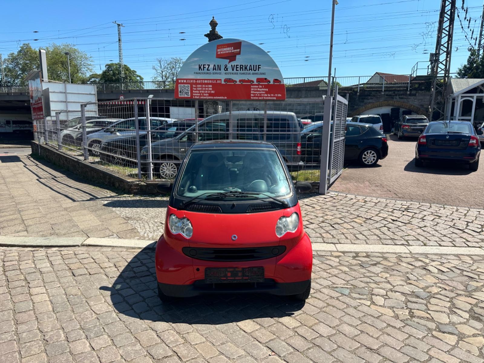 Smart ForTwo coupé pure 45kW AUTOMATIK/KLIMA/PANO