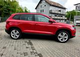 Skoda Karoq Style Navi, AHK schwenkbar - rote Skoda Karoq