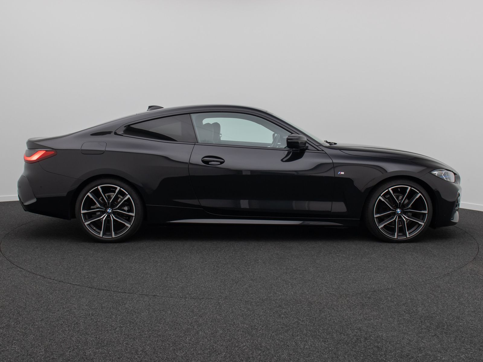 Fahrzeugabbildung BMW 420d Coupé M Sport Laser Kamera DAB Alarm 19Zoll