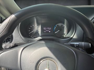 Mercedes eVito - 7