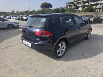 Volkswagen Golf - 4
