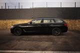BMW 520i Touring A - - BMW 520 mit Benzin-Antrieb: Kombi