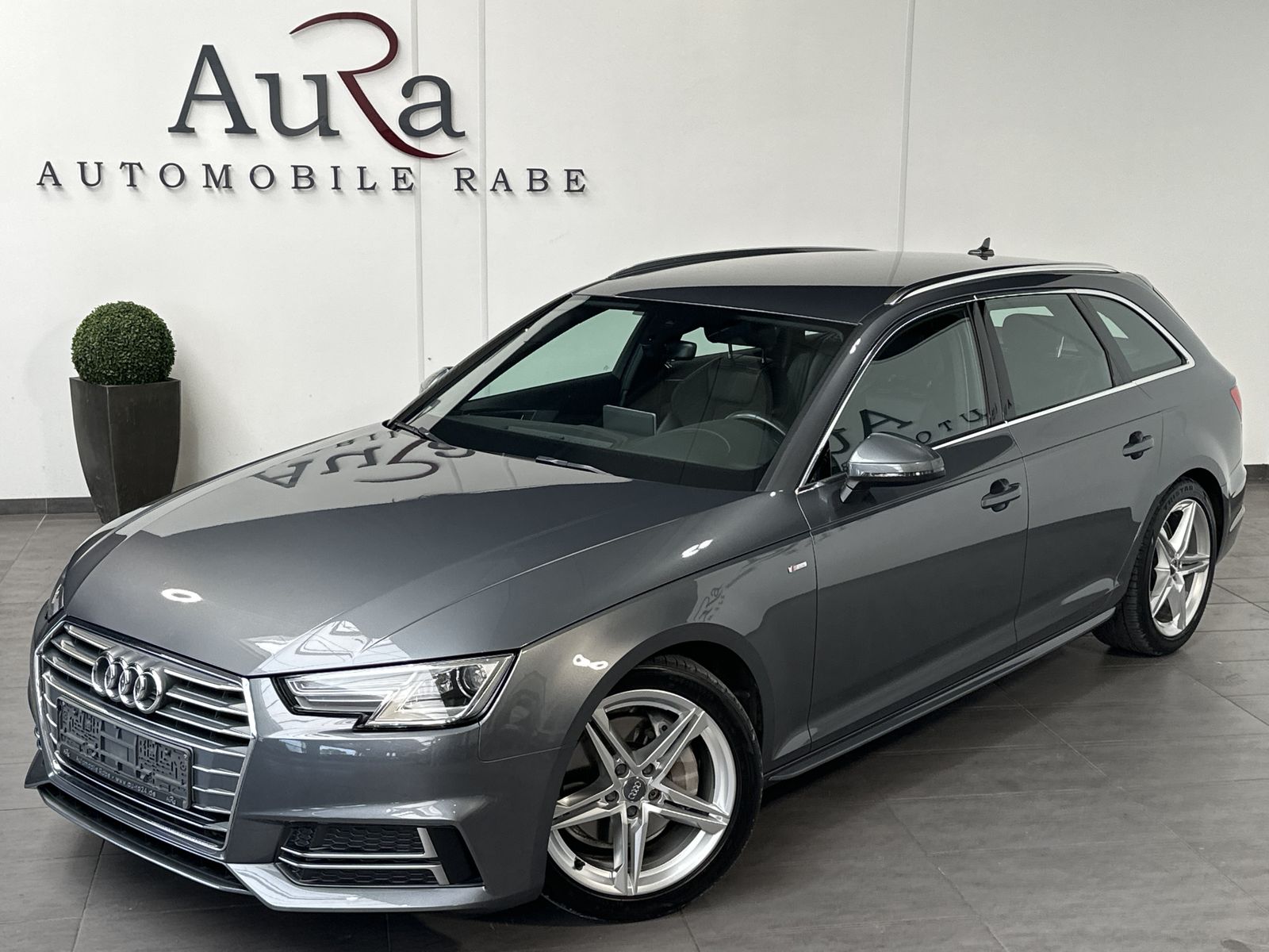 Fahrzeugabbildung Audi A4 Avant 2.0 TDI S-Line NAV+XEN+DIGDISPLAY+18ZO