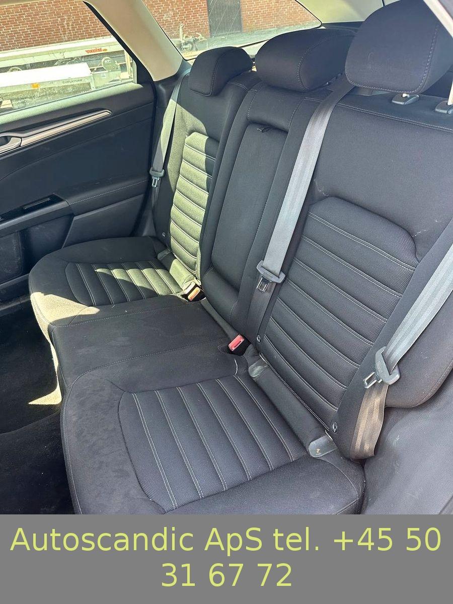 Ford Mondeo 2015 — photo 23