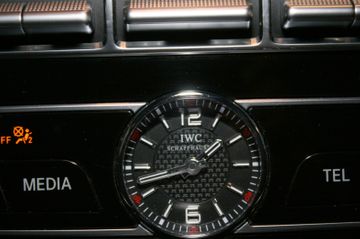 Fahrzeugabbildung Mercedes-Benz G 63 AMG Distronic, Designo, JUNGE STERNE