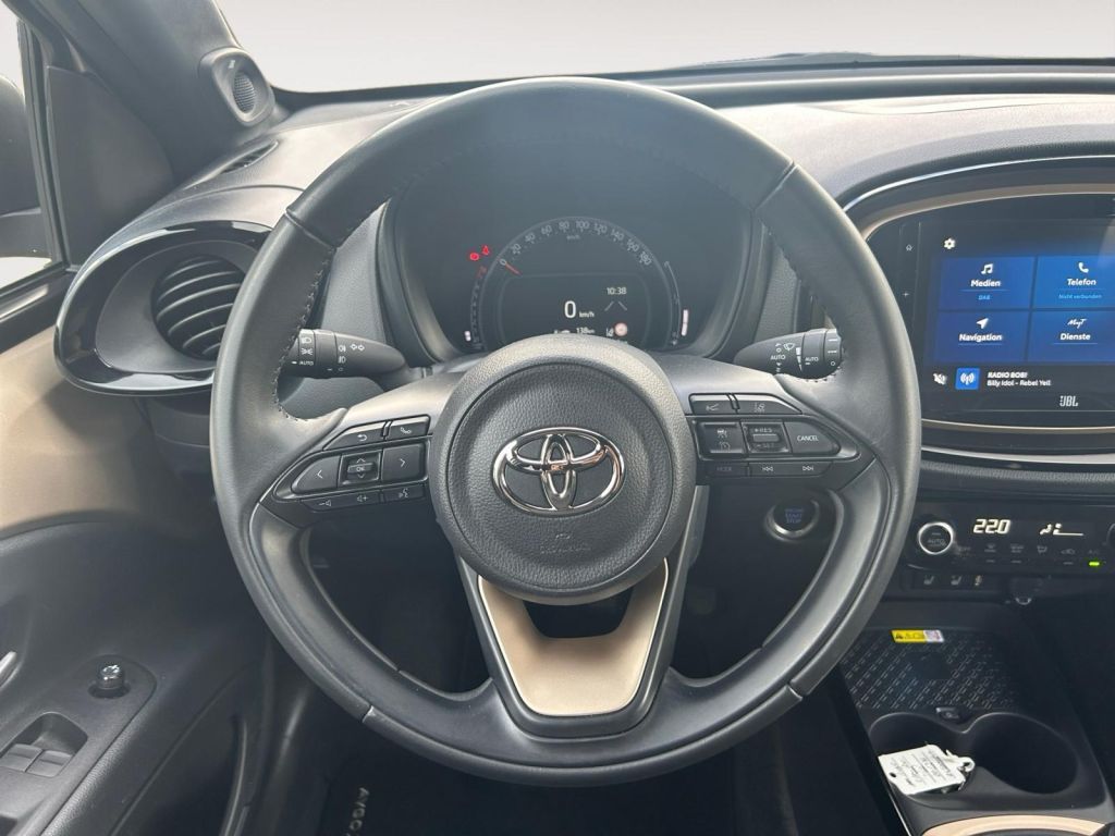 Fahrzeugabbildung Toyota Aygo X Air Explore